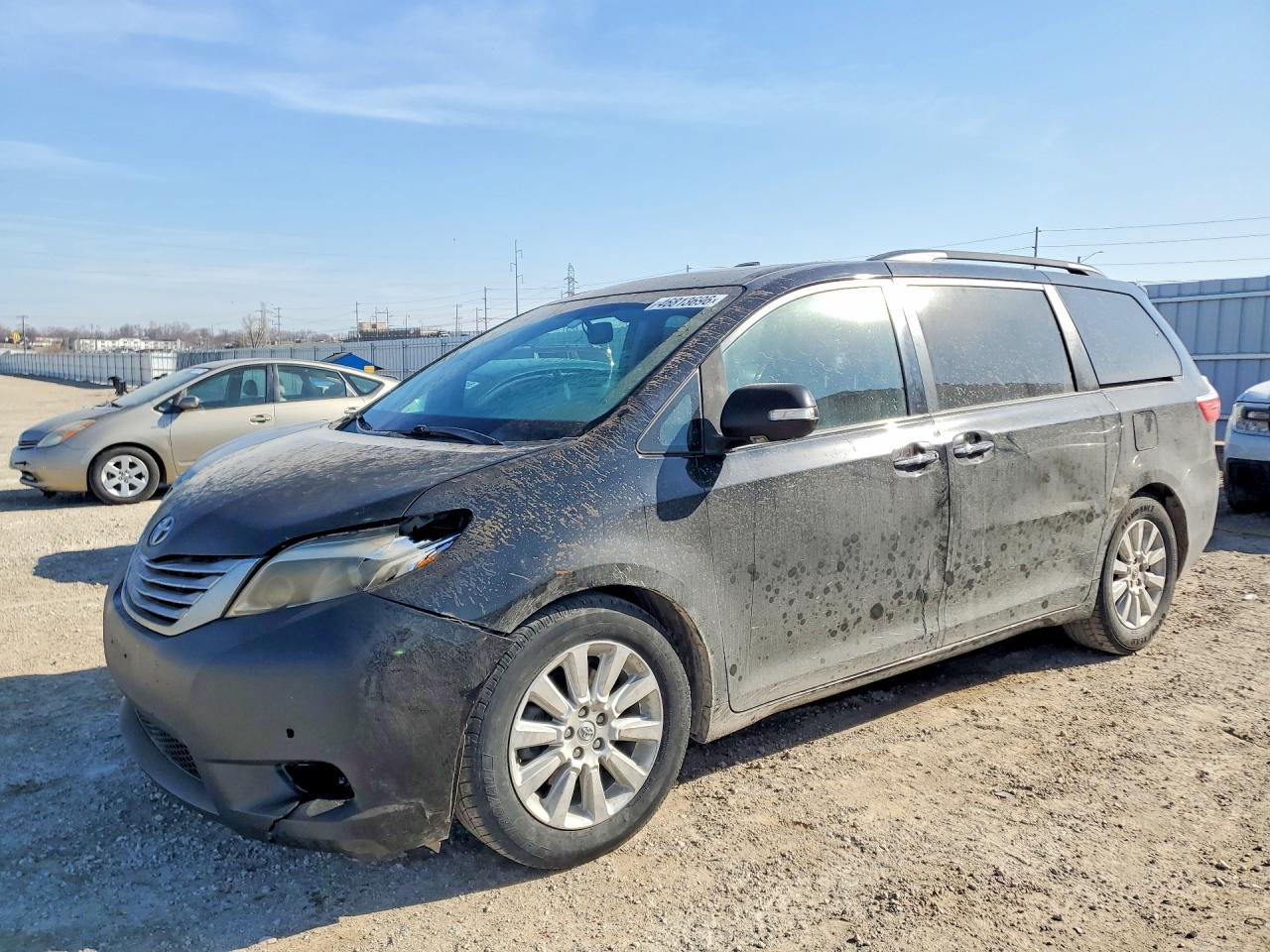 2015 TOYOTA SIENNA