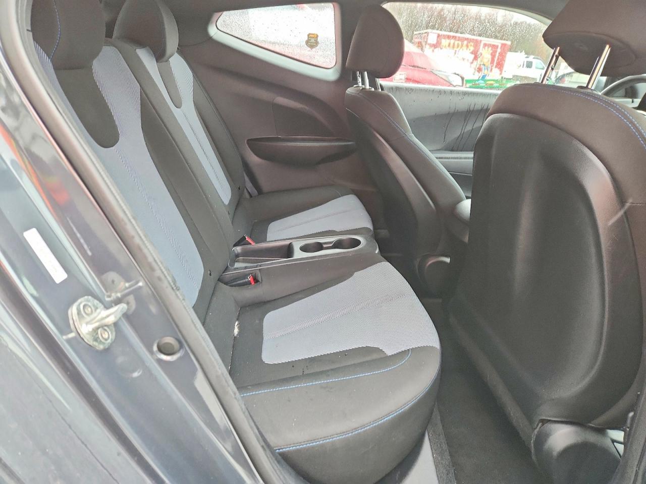 2019 HYUNDAI VELOSTER 2.0L photo 19