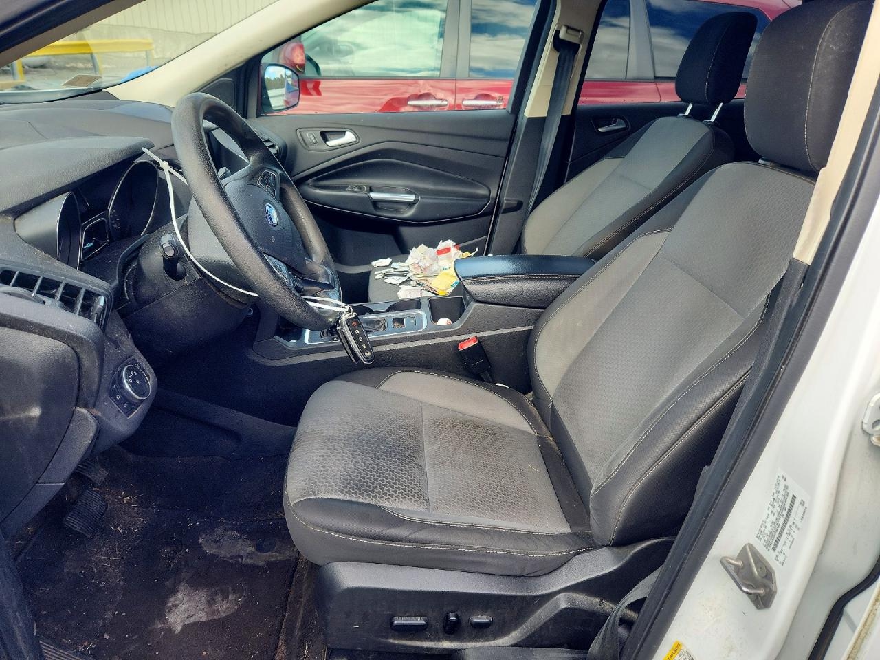 2019 FORD ESCAPE SE photo 13