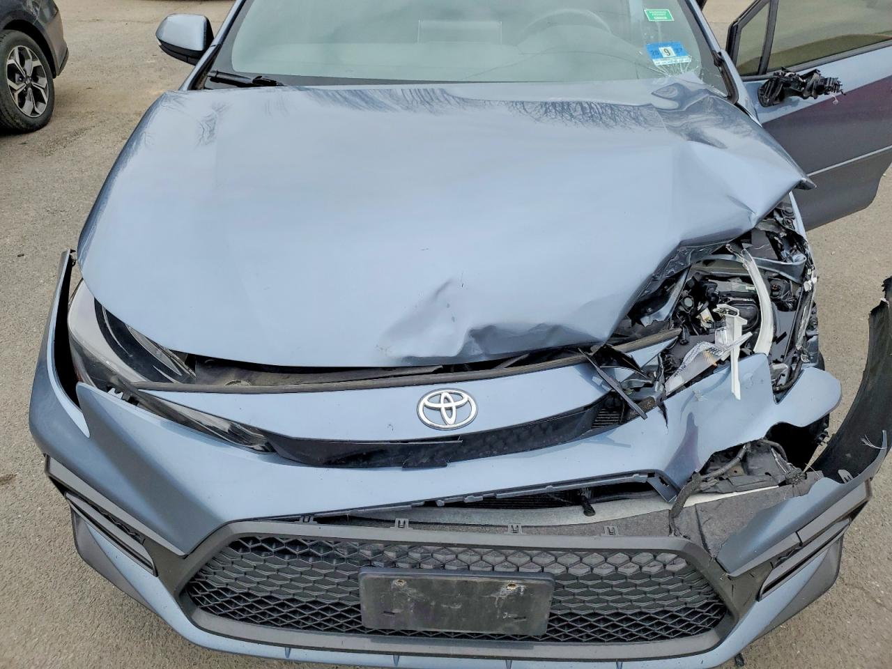 2020 TOYOTA COROLLA SE photo 31