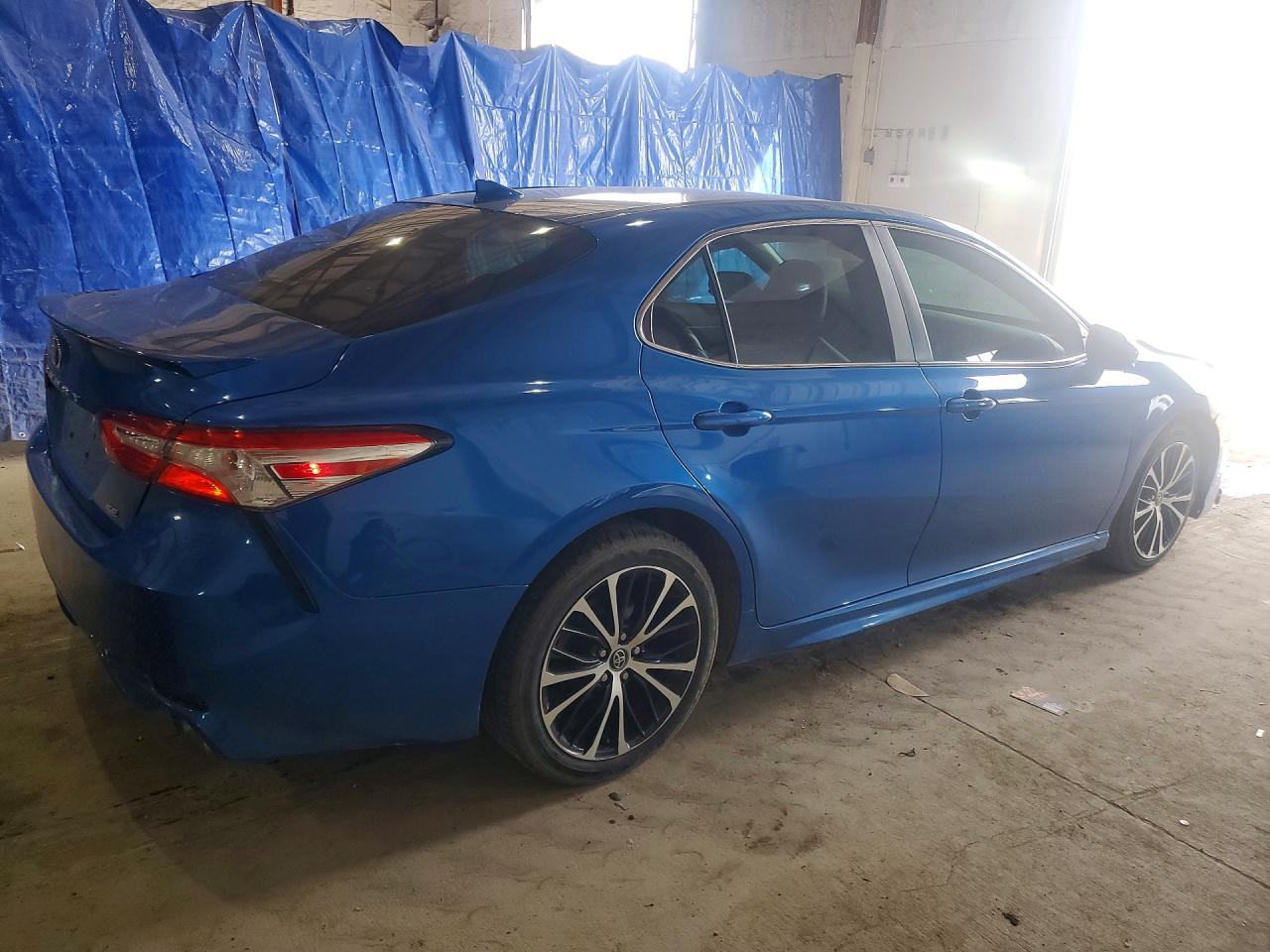 2020 TOYOTA CAMRY SE photo 7