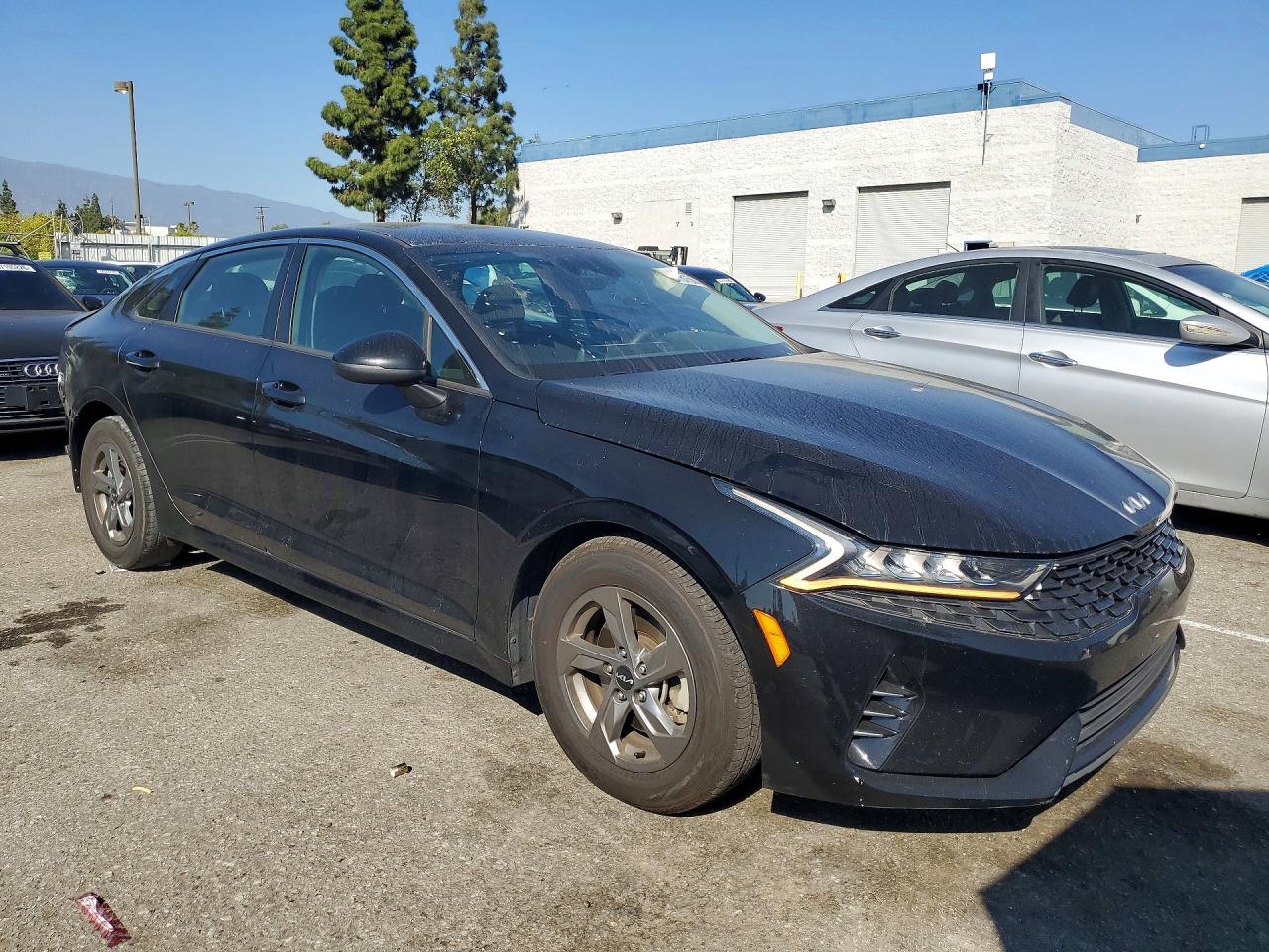 2023 KIA K5 LXS photo 7