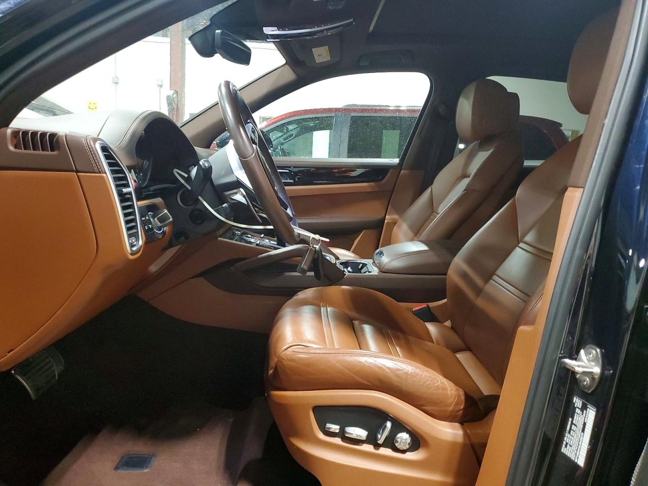 2020 PORSCHE CAYENNE S photo 13