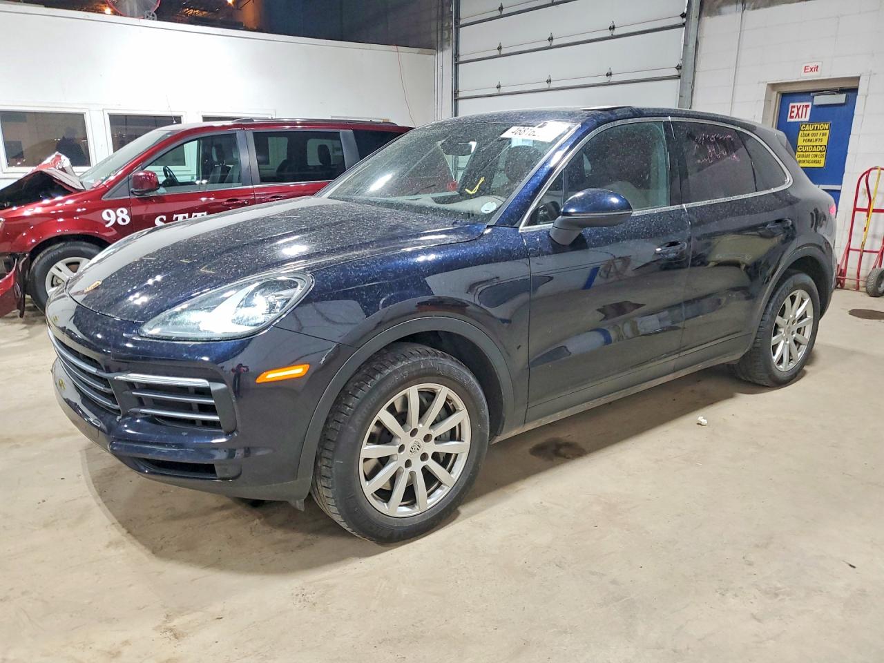 2020 PORSCHE CAYENNE