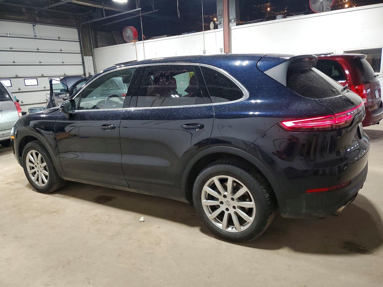 2020 PORSCHE CAYENNE S photo 3
