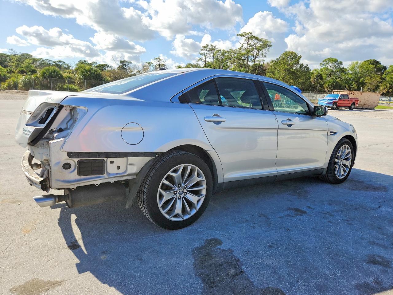 2015 FORD TAURUS LIMITED photo 7