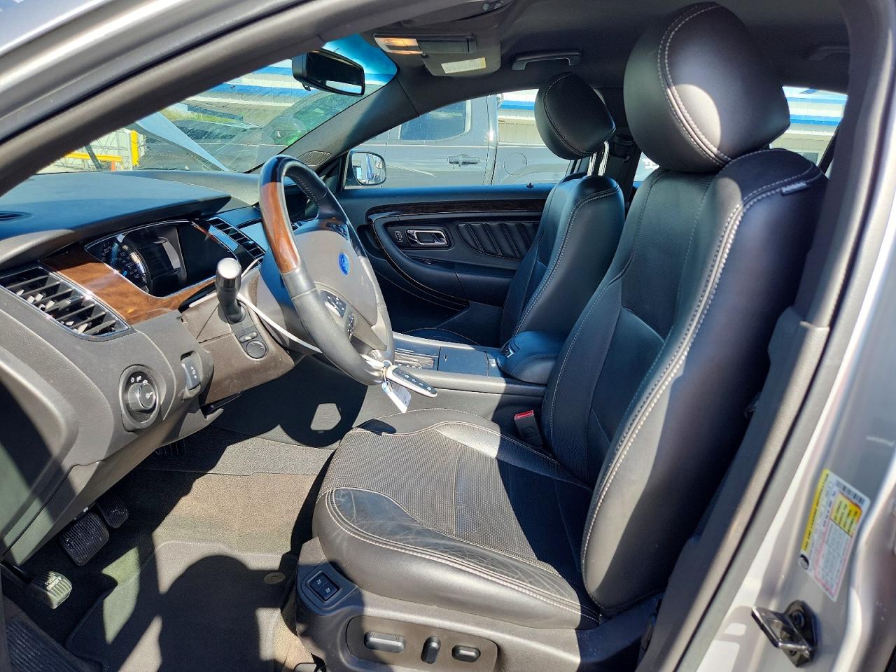 2015 FORD TAURUS LIMITED photo 19