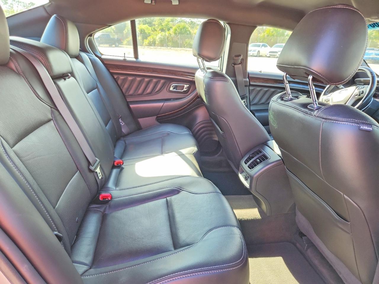 2015 FORD TAURUS LIMITED photo 28