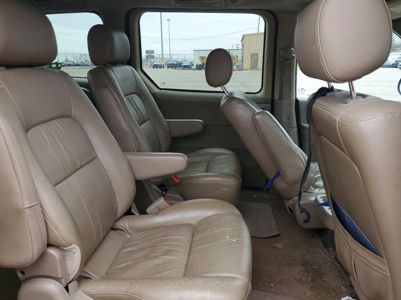 2003 KIA SEDONA LX photo 11