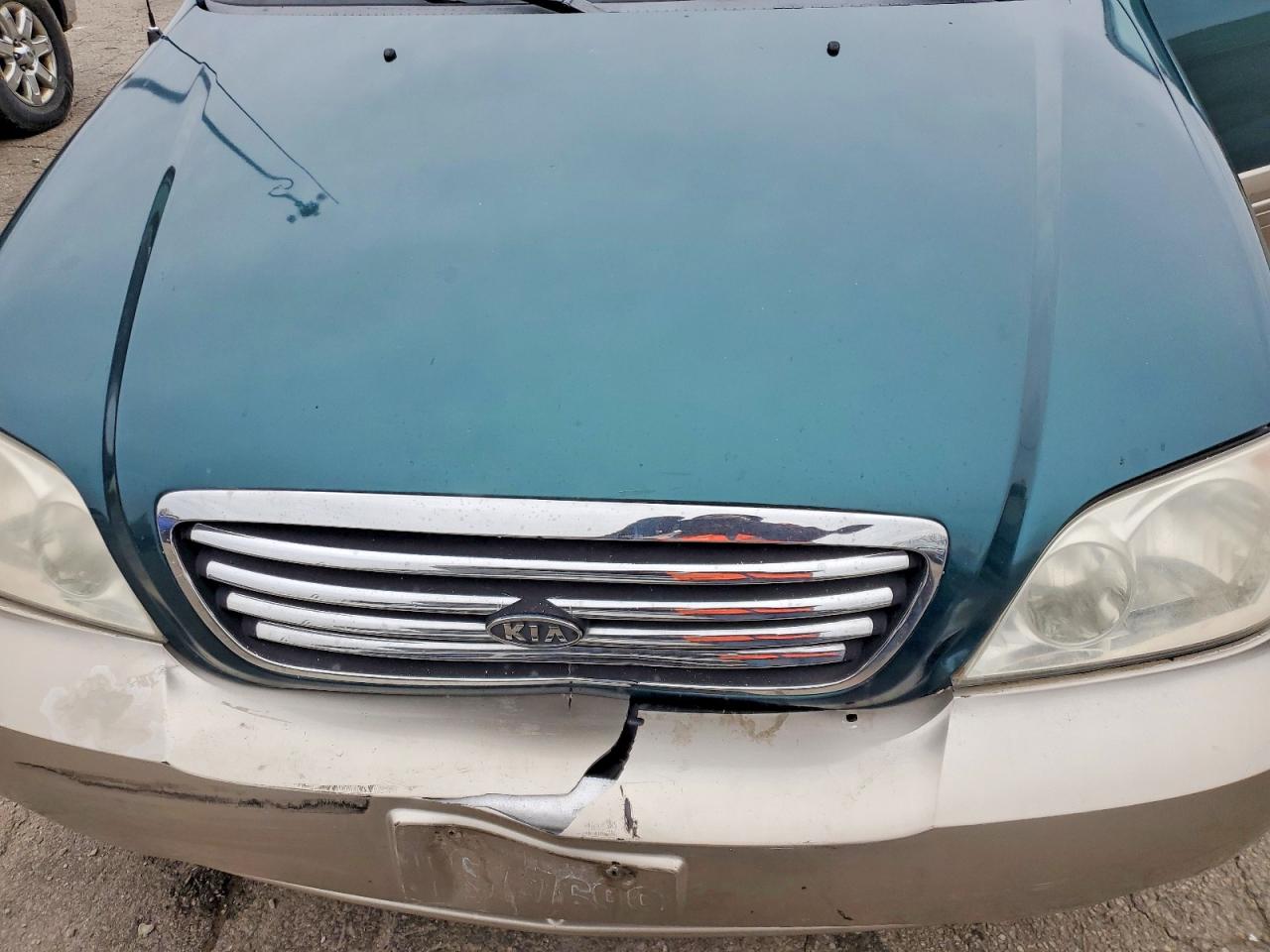 2003 KIA SEDONA LX photo 12