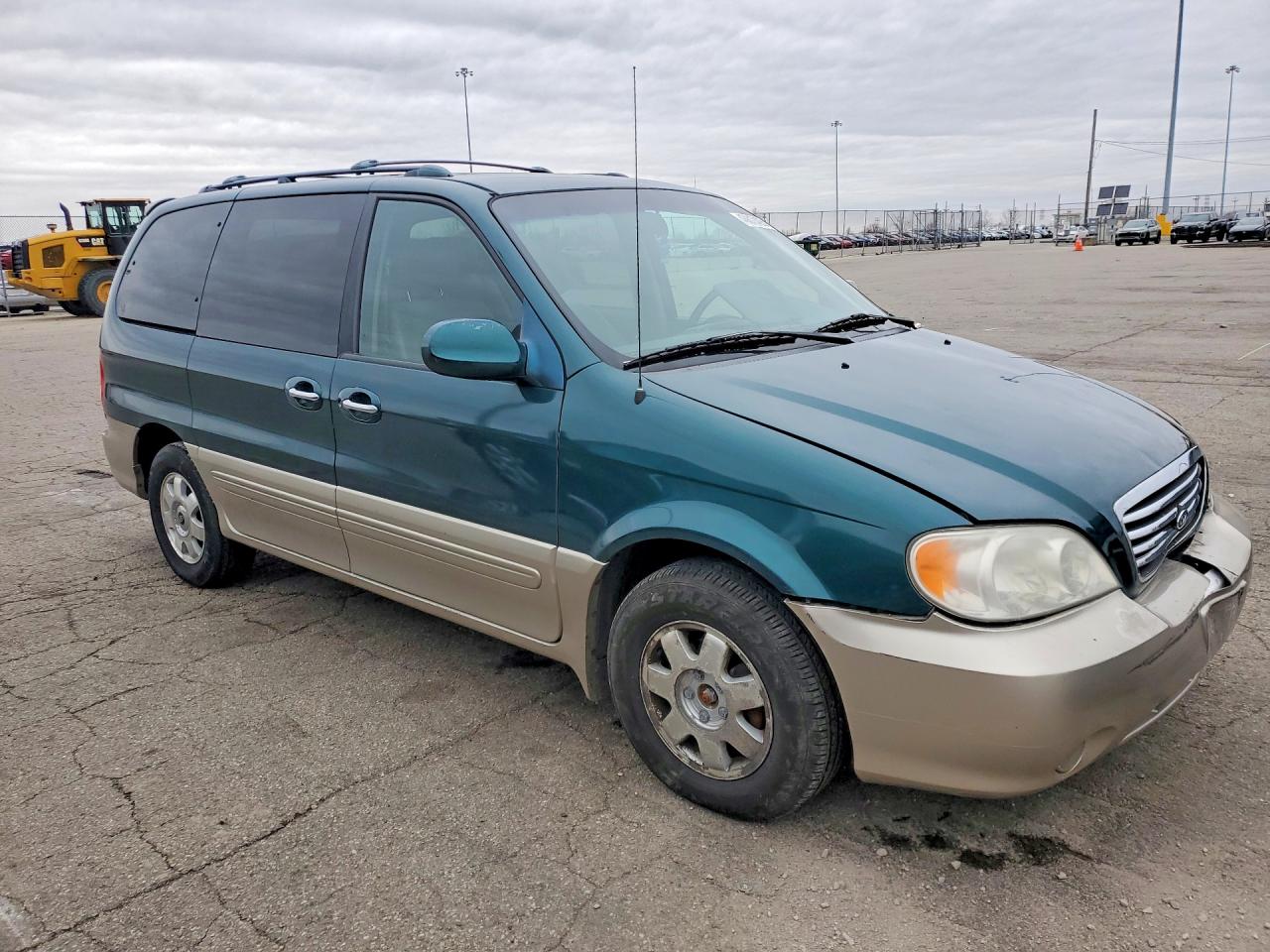 2003 KIA SEDONA LX photo 4