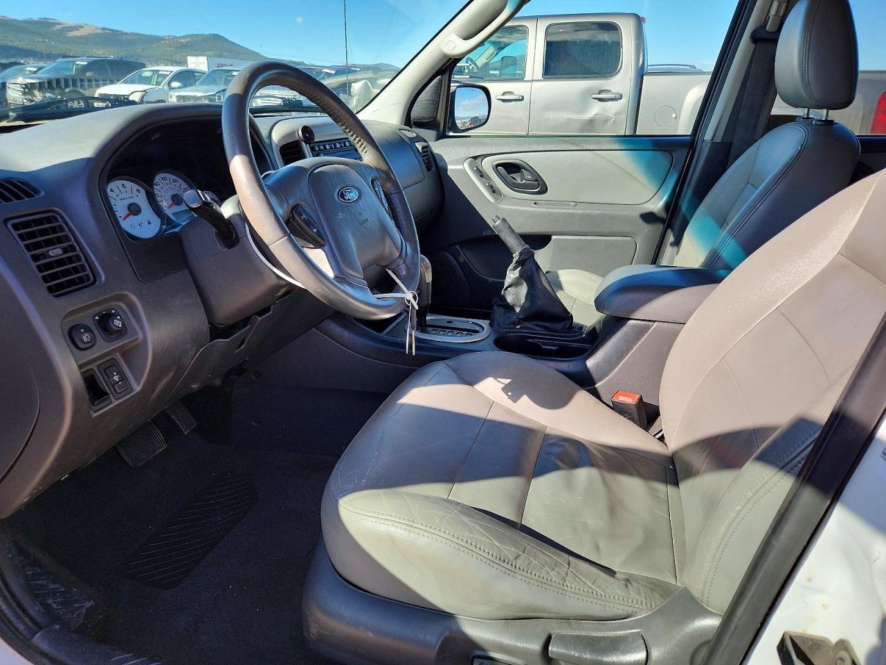2006 FORD ESCAPE XLT photo 19