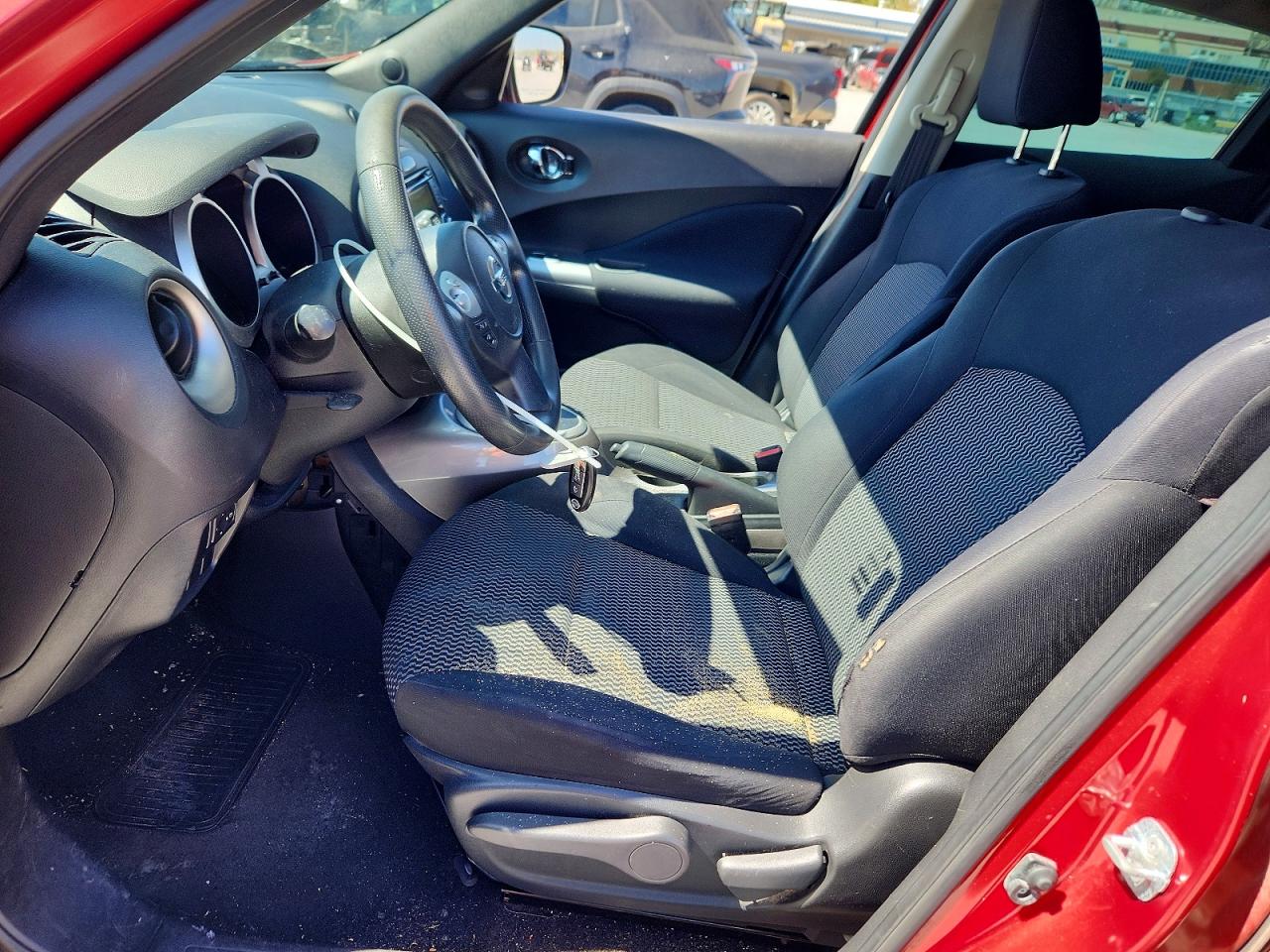 2015 NISSAN JUKE S photo 13