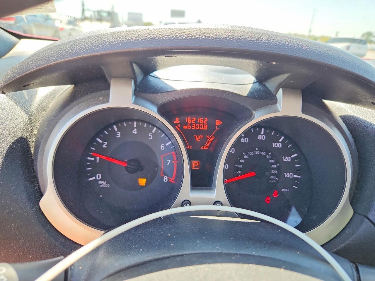 2015 NISSAN JUKE S photo 17