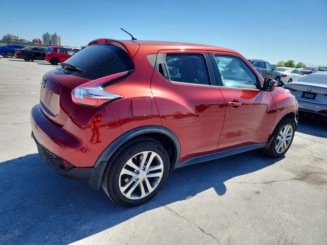2015 NISSAN JUKE S photo 5