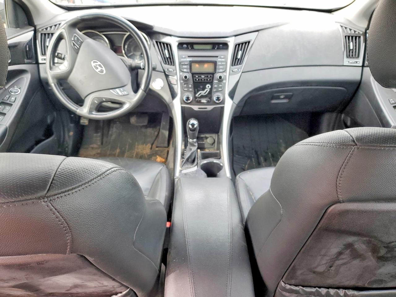 2012 HYUNDAI SONATA SE photo 22
