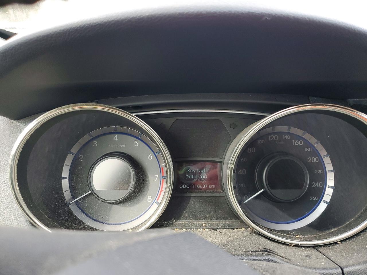 2012 HYUNDAI SONATA SE photo 25