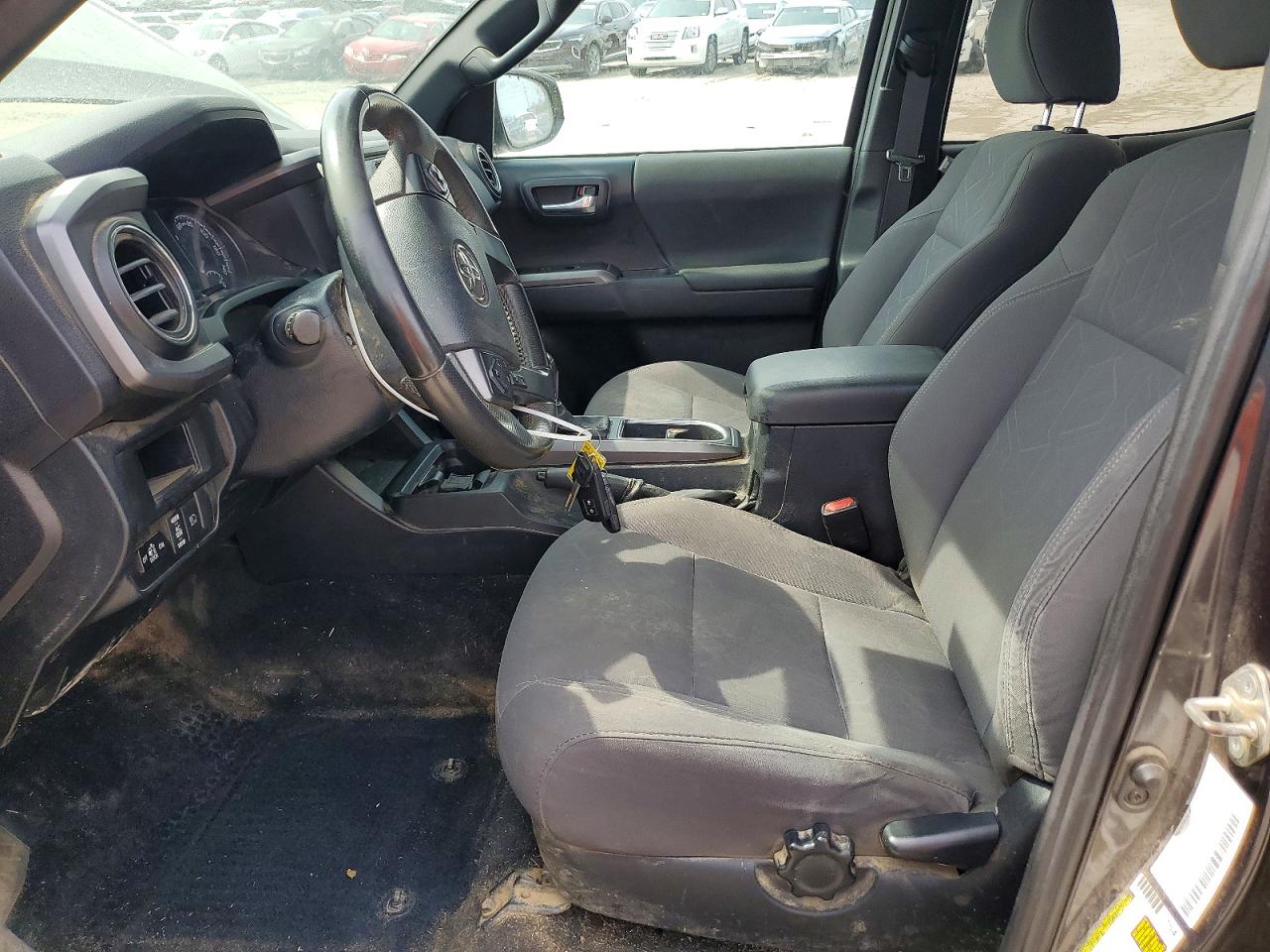 2019 TOYOTA TACOMA TRD OFF-ROAD photo 7