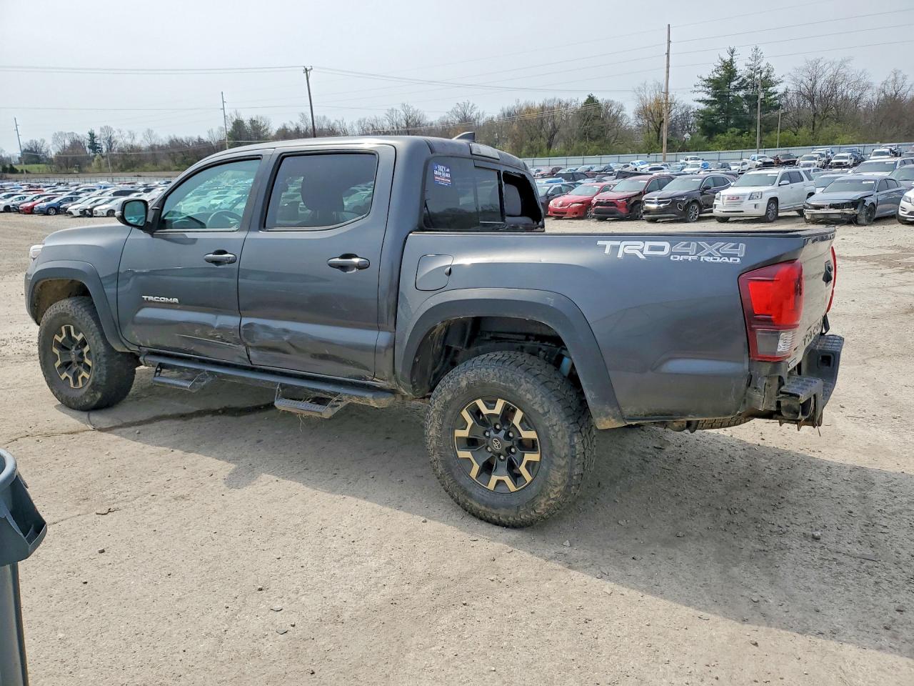 2019 TOYOTA TACOMA TRD OFF-ROAD photo 2
