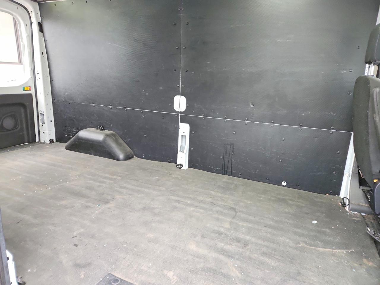 2020 FORD TRANSIT 250 DELIVERY VAN photo 28