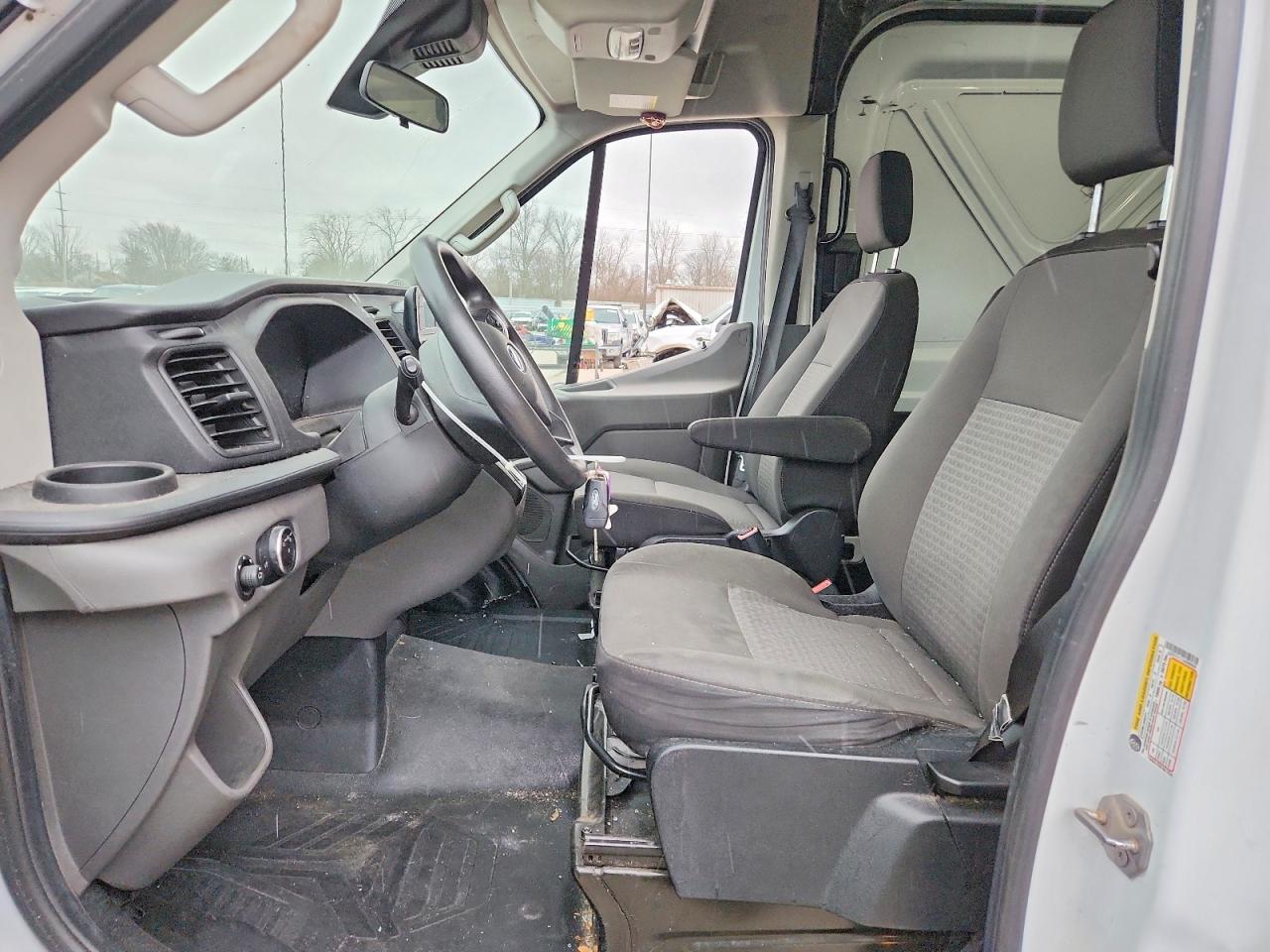 2020 FORD TRANSIT 250 DELIVERY VAN photo 19