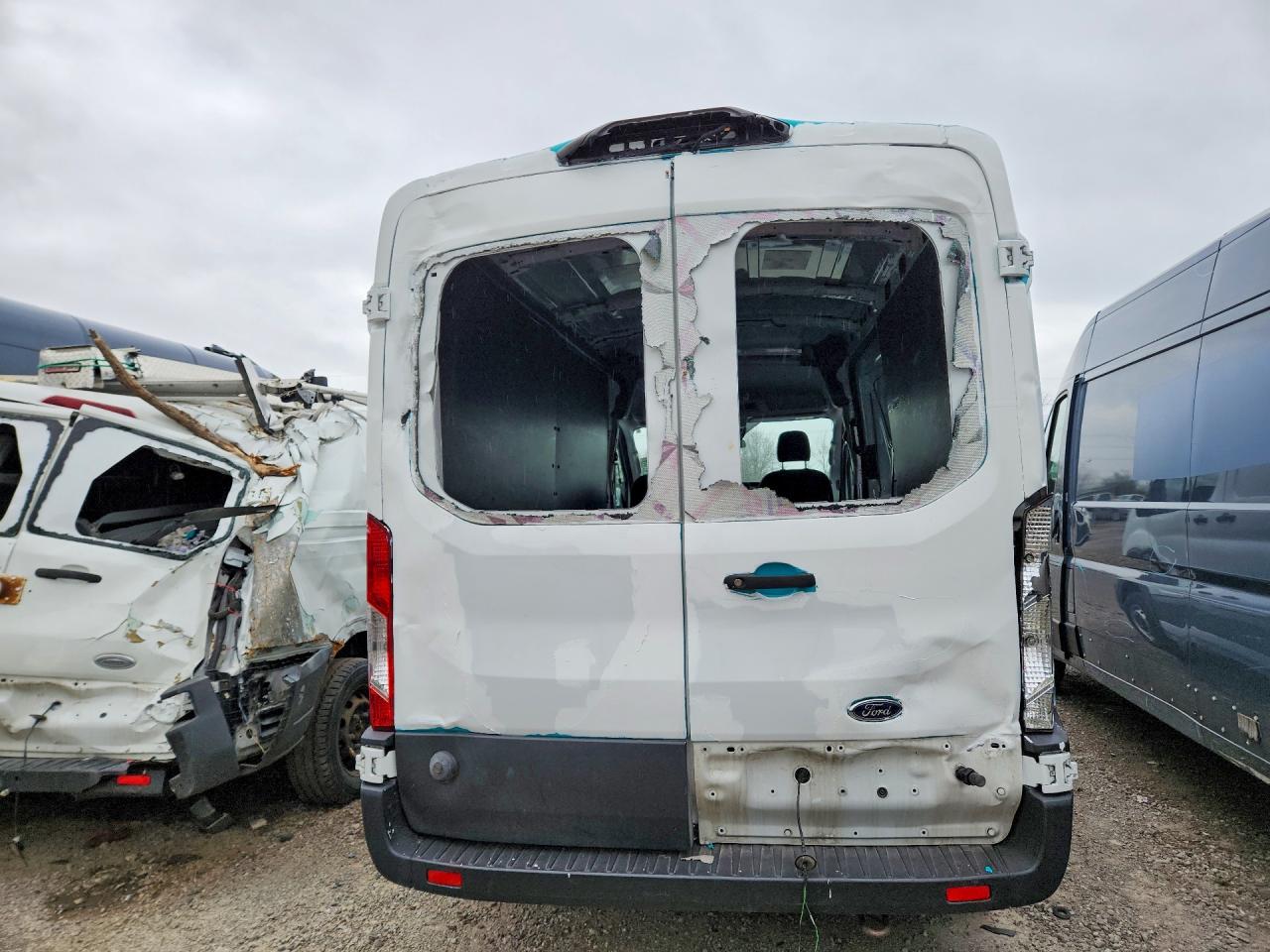2020 FORD TRANSIT 250 DELIVERY VAN photo 16