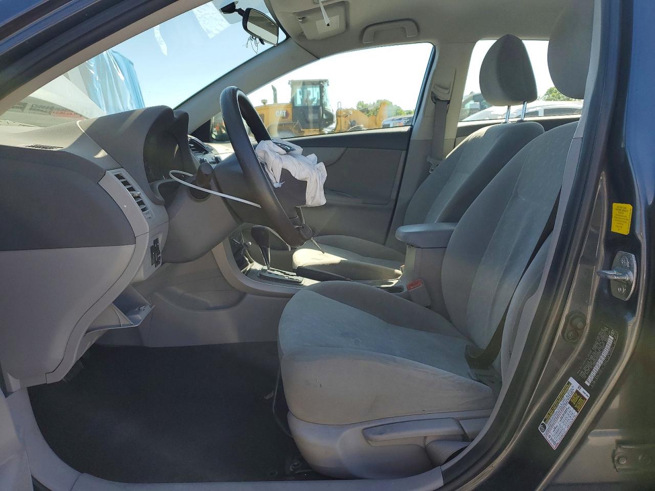 2010 TOYOTA COROLLA BASE photo 7