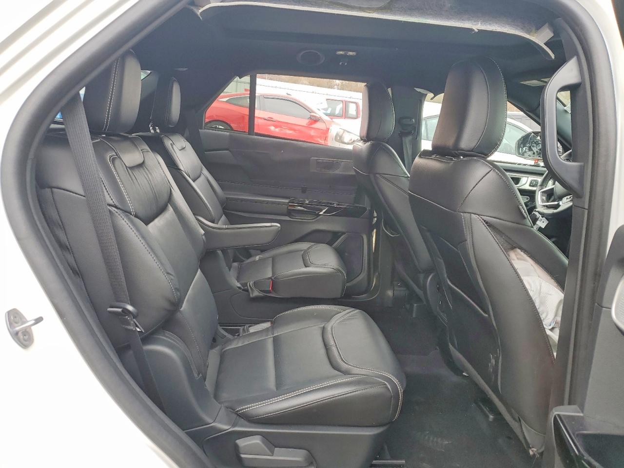 2023 FORD EXPLORER ST photo 21