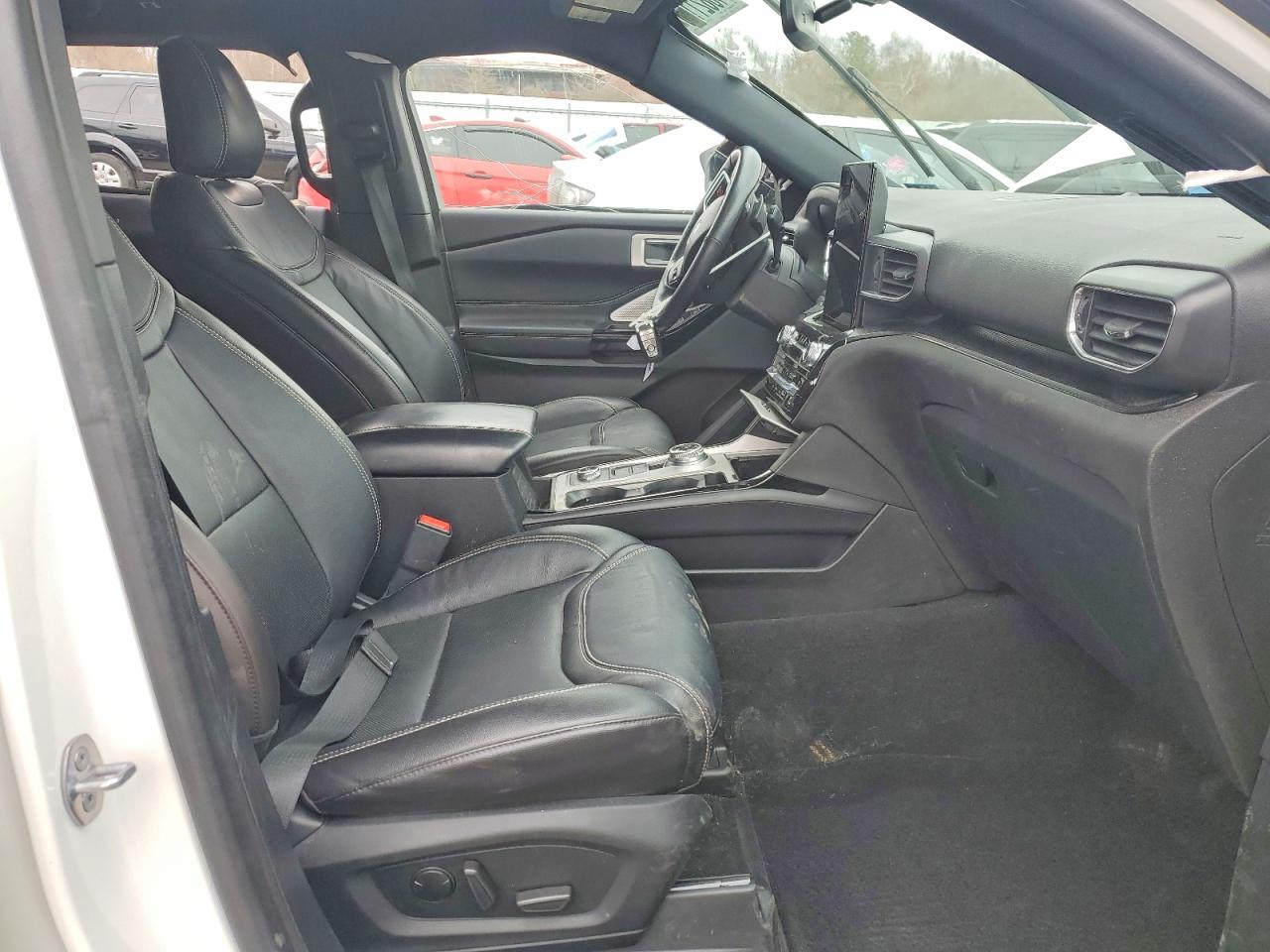 2023 FORD EXPLORER ST photo 13
