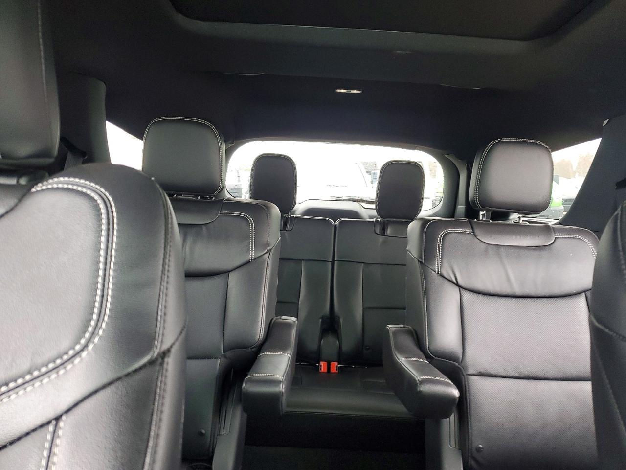2023 FORD EXPLORER ST photo 19