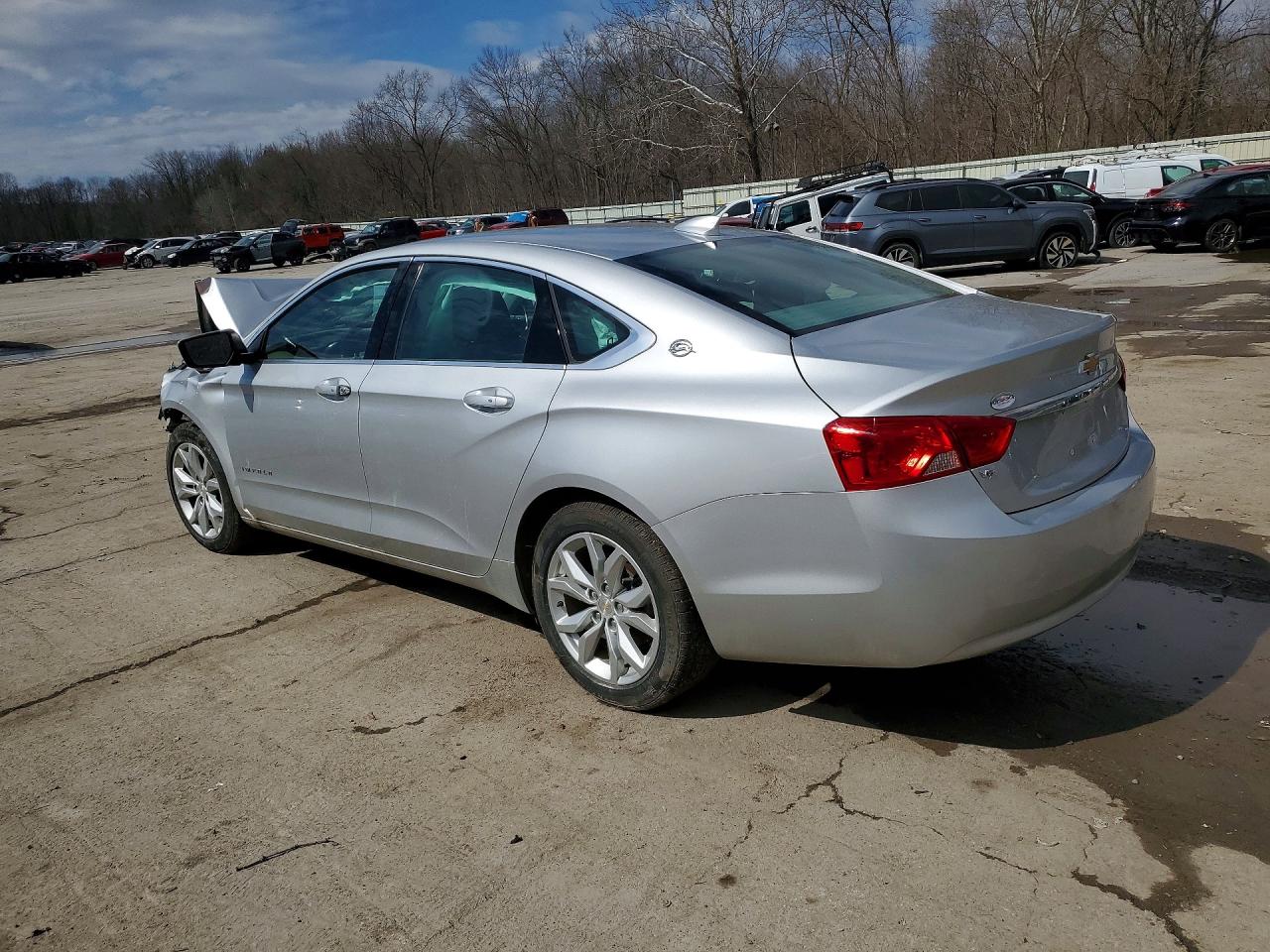 2018 CHEVROLET IMPALA LT photo 3