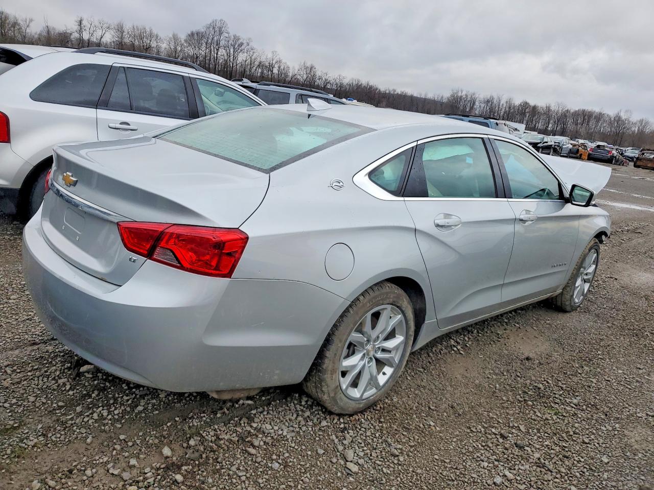 2018 CHEVROLET IMPALA LT photo 5