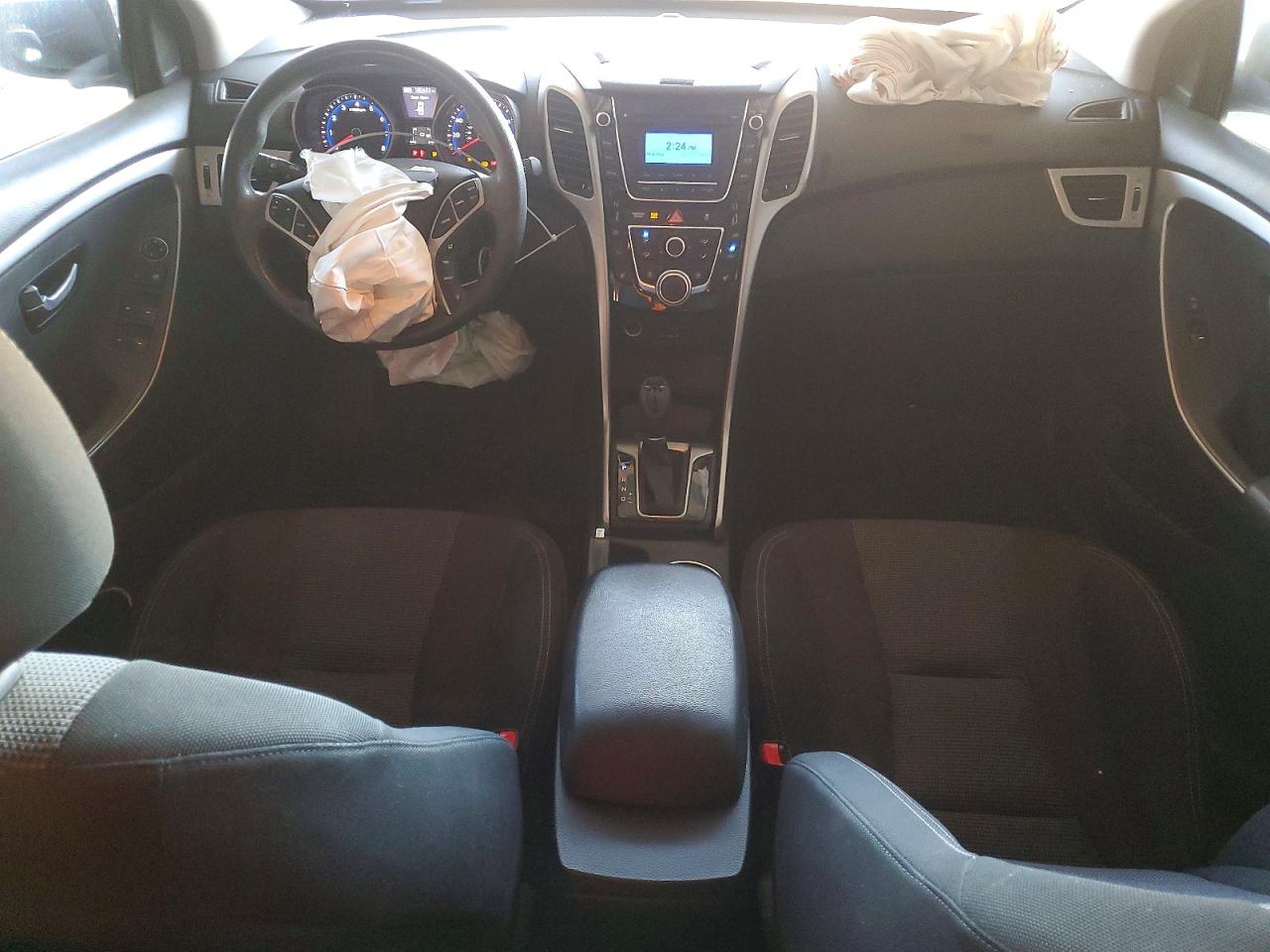 2013 HYUNDAI ELANTRA GT BASE photo 8