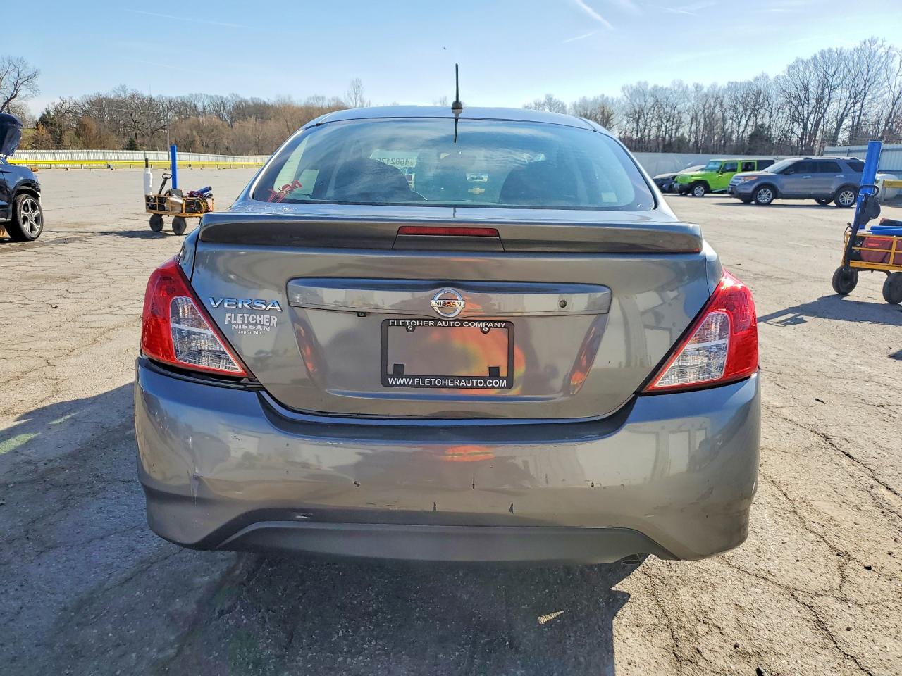 2019 NISSAN VERSA S PLUS photo 11