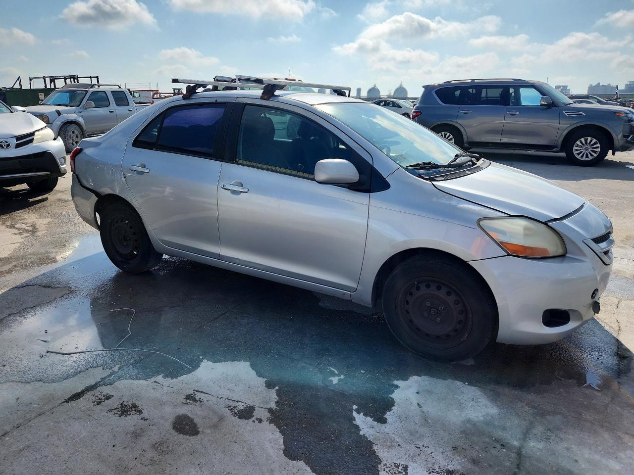 2007 TOYOTA YARIS BASE photo 4