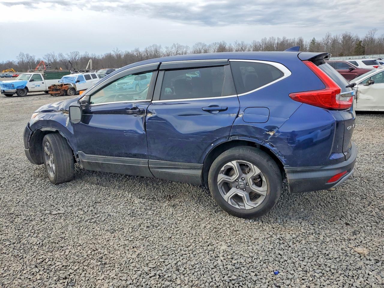 2017 HONDA CR-V EX photo 2