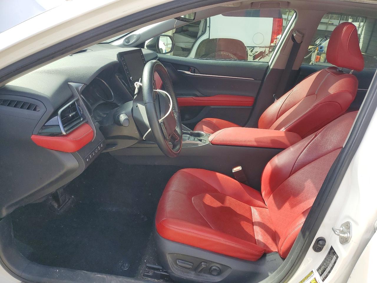 2022 TOYOTA CAMRY XSE V6 photo 13