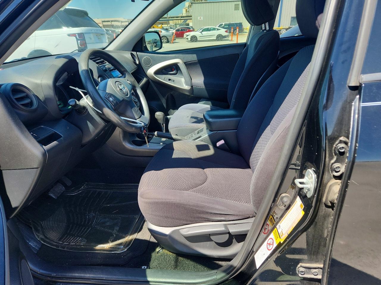 2009 TOYOTA RAV4 SPORT photo 13