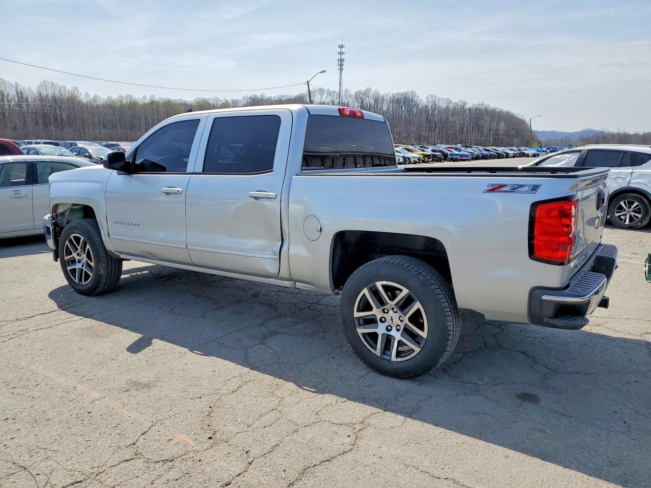 2015 CHEVROLET SILVERADO K1500 LT photo 4