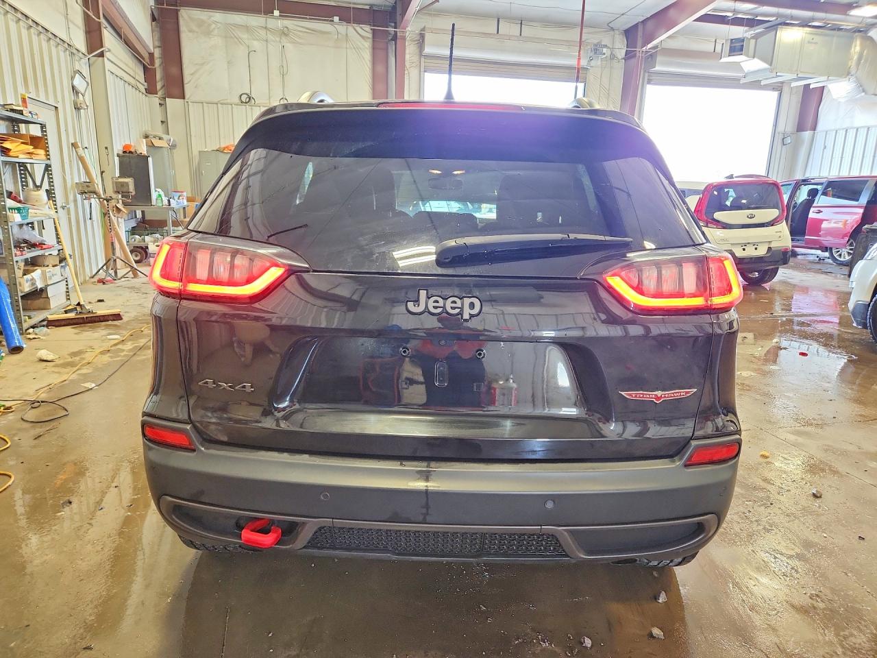 2019 JEEP CHEROKEE TRAILHAWK photo 16