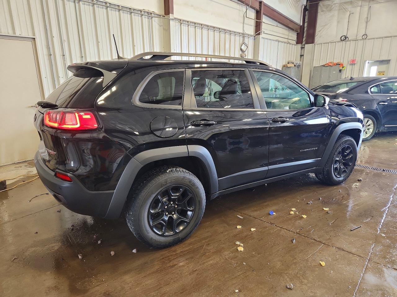 2019 JEEP CHEROKEE TRAILHAWK photo 7
