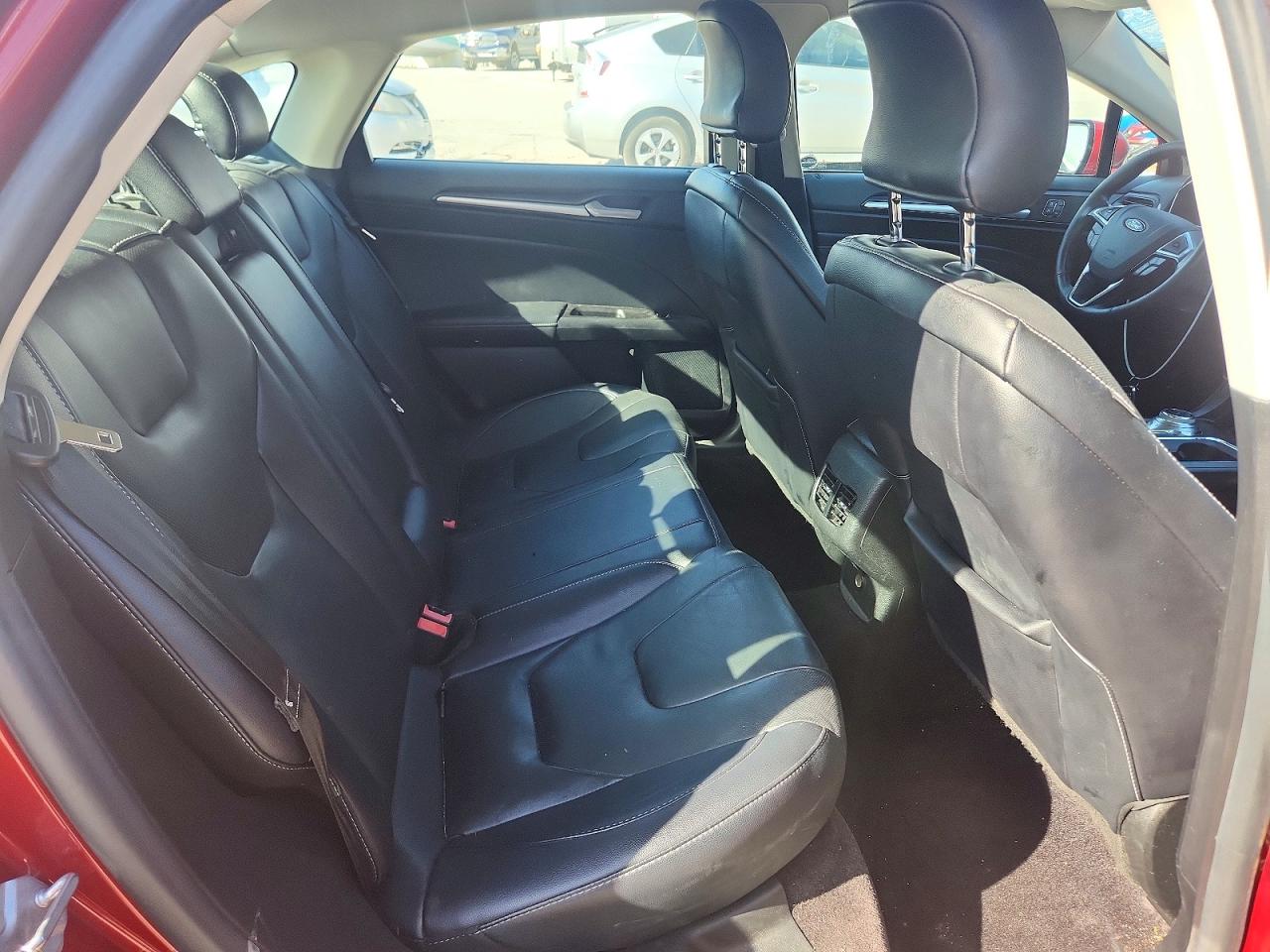 2017 FORD FUSION TITANIUM photo 19
