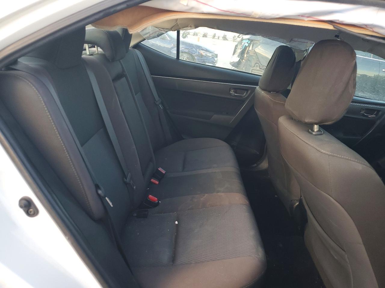 2019 TOYOTA COROLLA LE photo 19