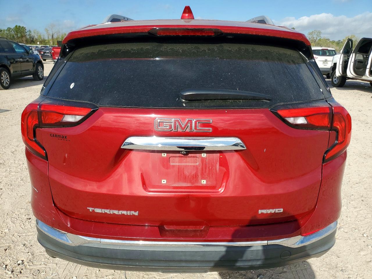 2019 GMC TERRAIN SLT photo 11