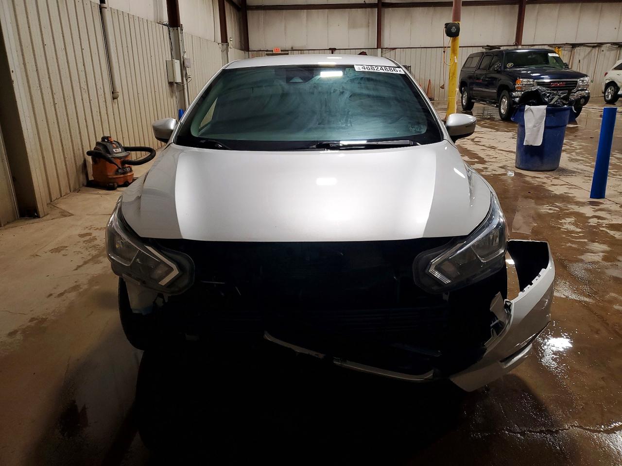 2020 NISSAN VERSA SV photo 5