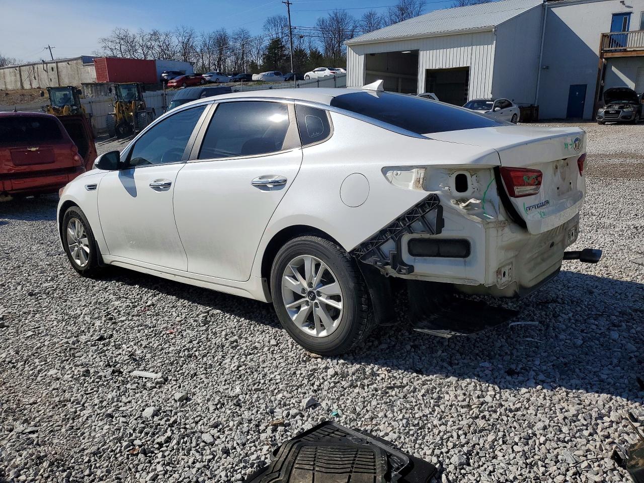 2016 KIA OPTIMA LX photo 4