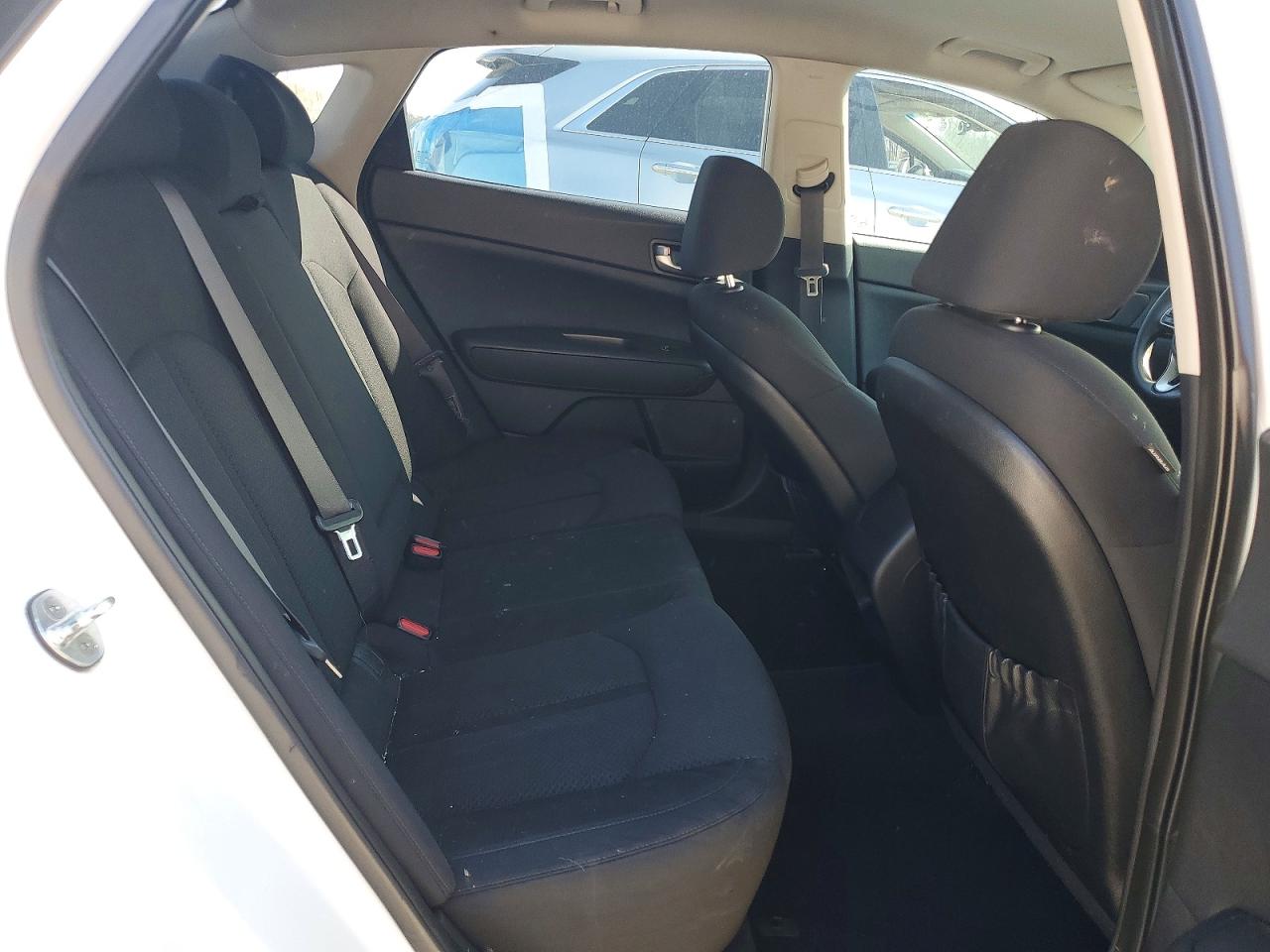 2016 KIA OPTIMA LX photo 28