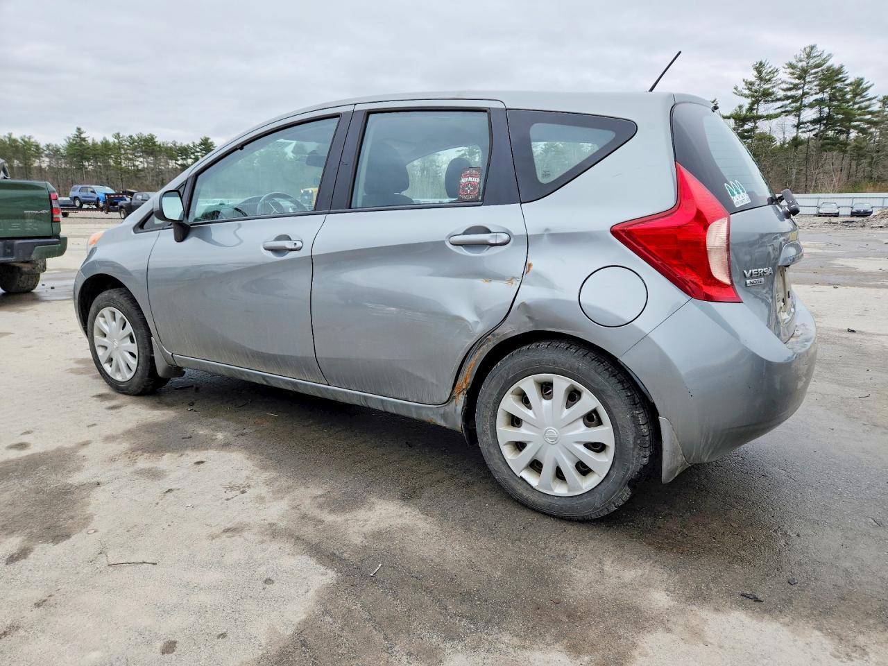 2014 NISSAN VERSA NOTE SV photo 2