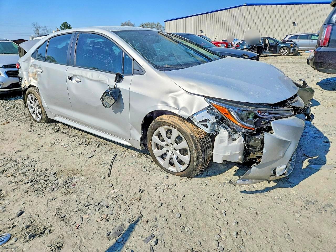 2024 TOYOTA COROLLA LE photo 10
