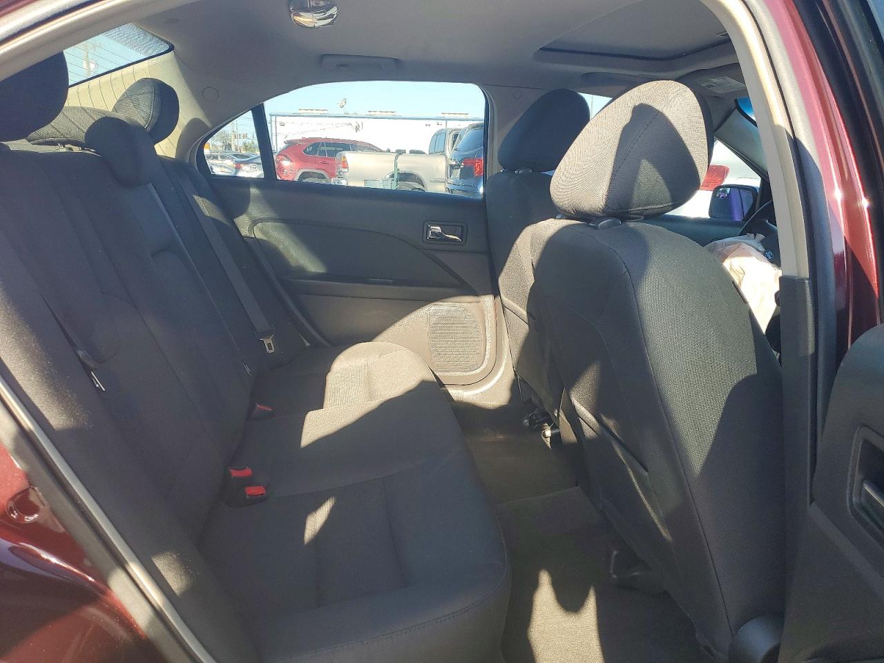 2012 FORD FUSION SE photo 28